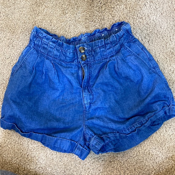 American Eagle Outfitters Pants - American Eagle shorts